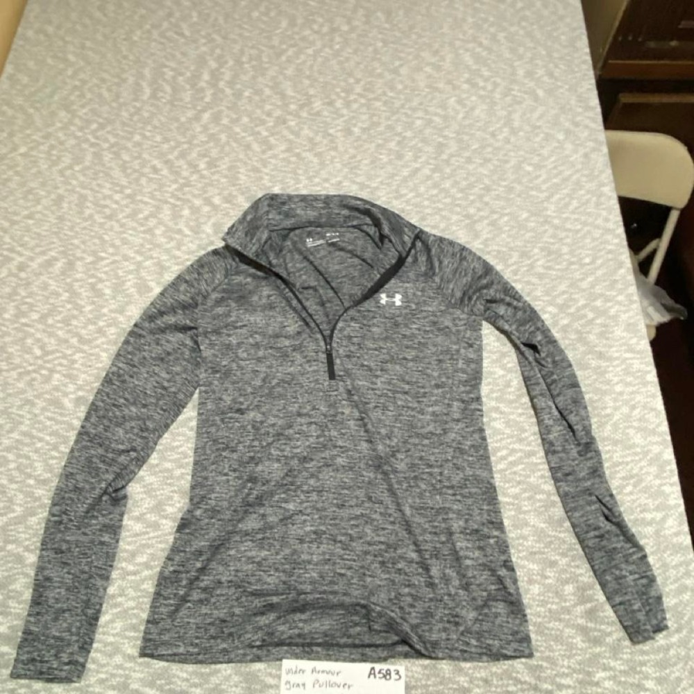 Under Armour loose Heatgear grey long sleeve sweatshirt Size MD. SKU-A583